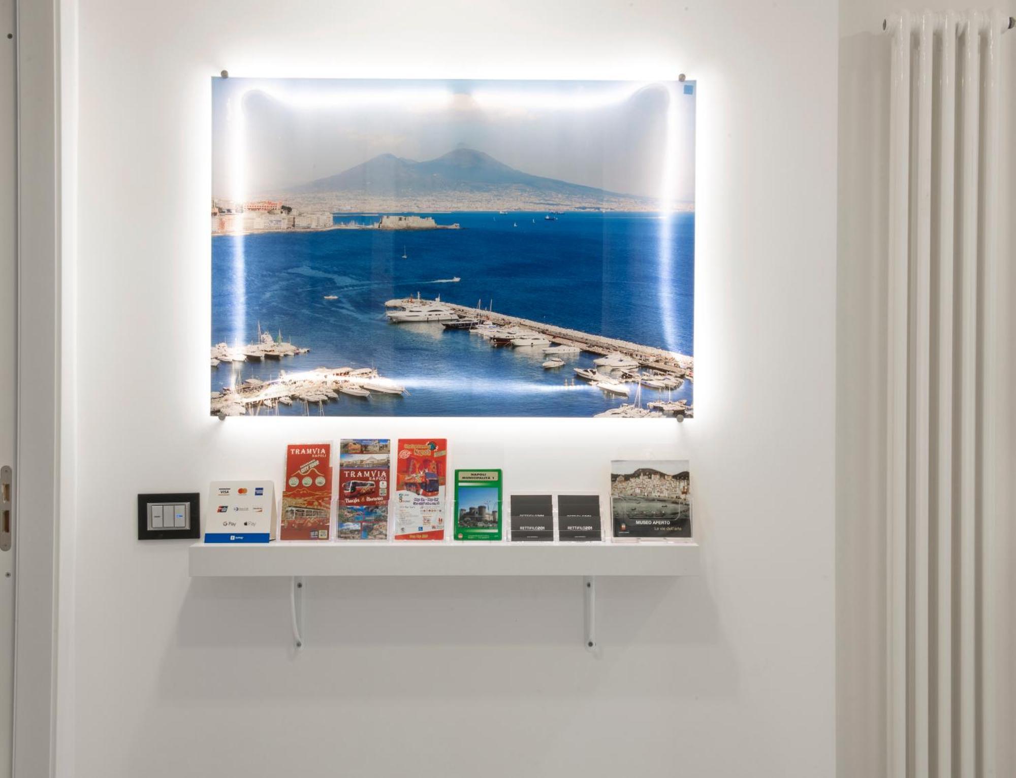 Rettifilo 201 Exclusive Rooms เนเปิลส์ ภายนอก รูปภาพ